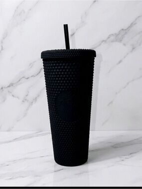 NWT Starbucks Matte Black Studded Tumbler 24oz Venti Cold Cup Diamond 2021